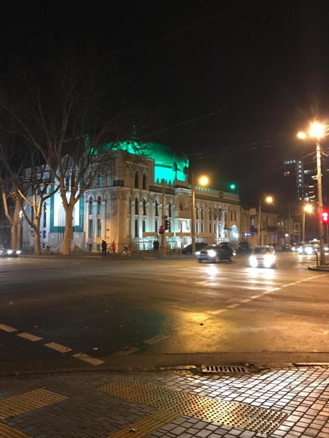 Атмосферная Квартира В Центре Одессы Odessa Zewnętrze zdjęcie